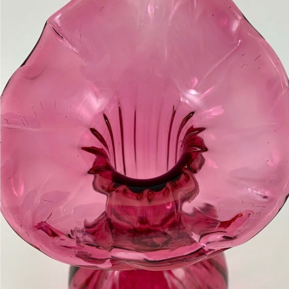 Vintage Fenton Cranberry Jack in the Pulpit Art Glass Vase 8 “ - Picture 2 of 6